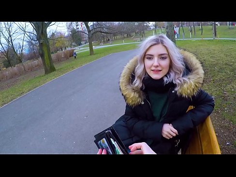 ❤️ Swallows hot cum coigreach airson airgead - blowjob anns a 'phàirc le Eva Elfie ❤❌  Porno  leinn gd.raceporn.ru